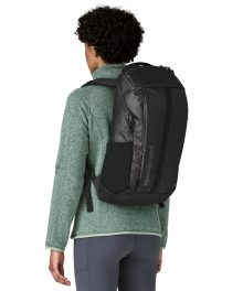 Alternative view of Black Hole Pack 25L